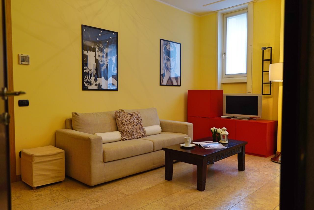 Duomo Apartment Milan Exterior photo