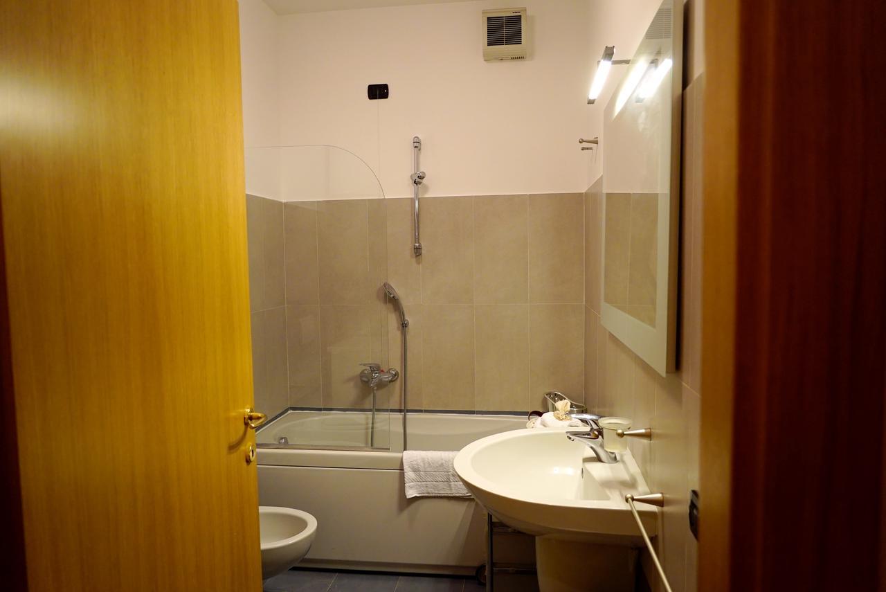 Duomo Apartment Milan Exterior photo